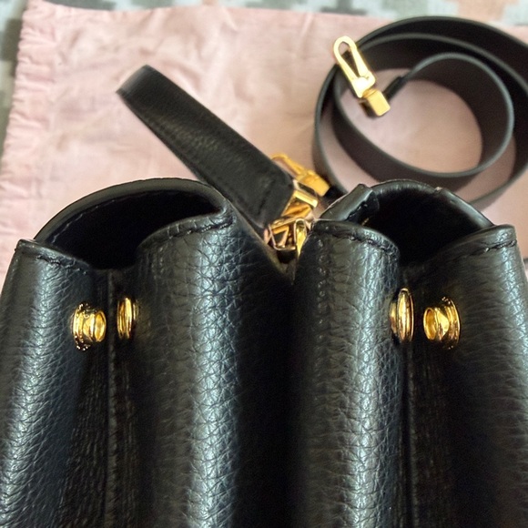 NWT Coccinelle Arlettis Black Leather Handbag detachable crossbody strap Medium - Picture 11 of 16